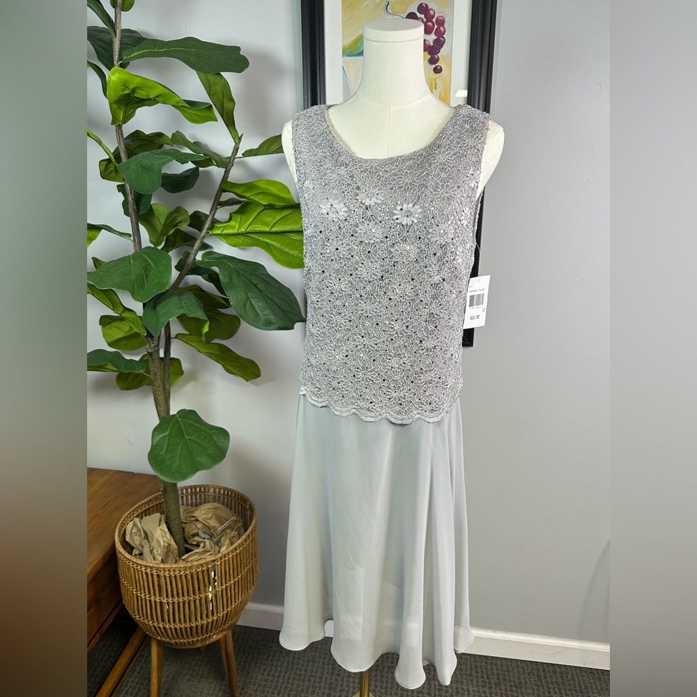Connected Apparel Dress Size 12 Sequin Floral Midi Sleeveless Back Zip Button
